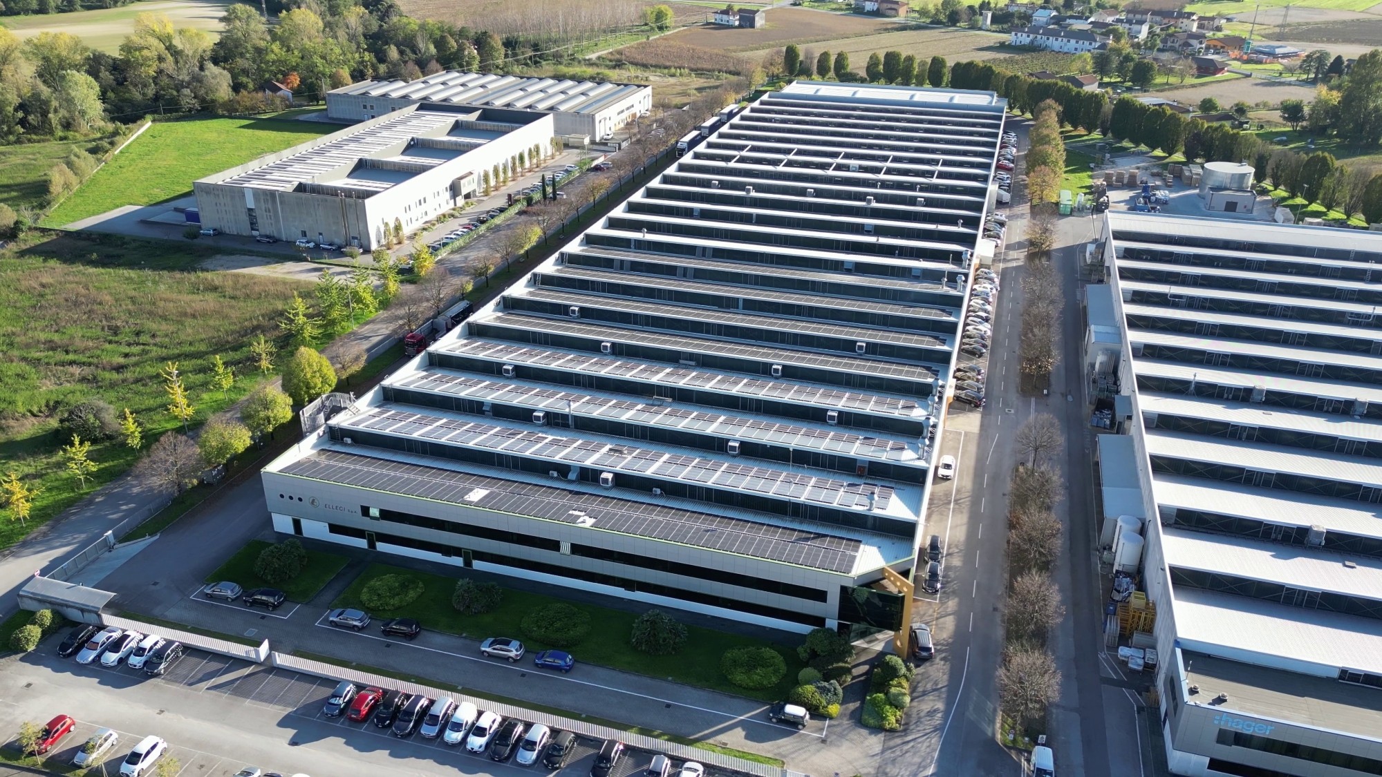 RIQUALIFICAZIONE COPERTURA STABILIMENTO